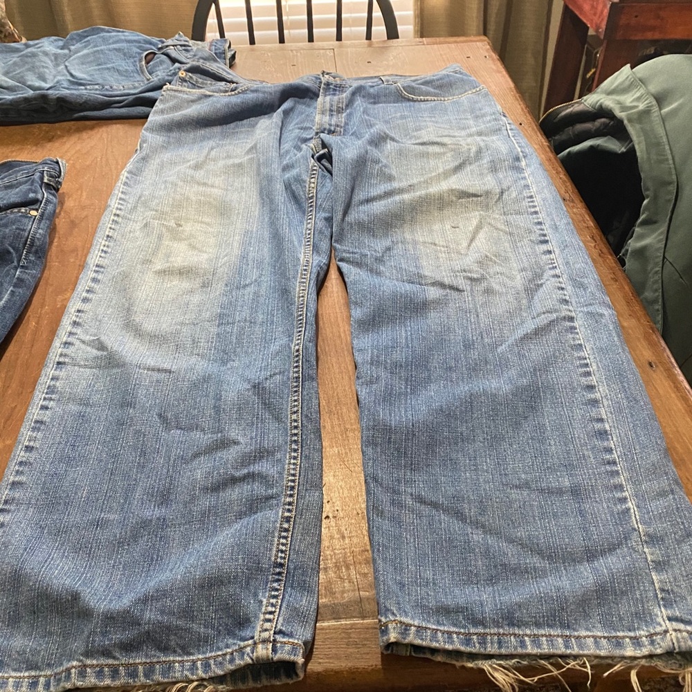 Men’s Levi’s size 38x32
